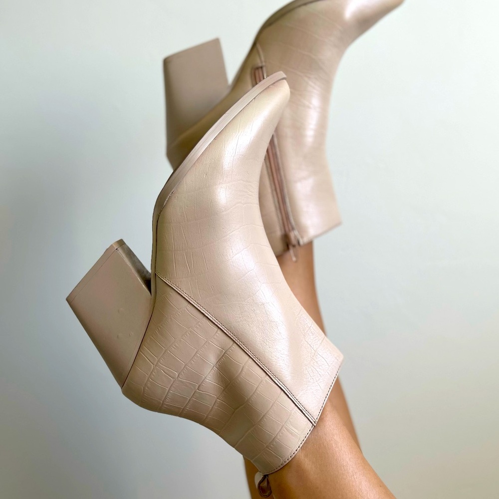 Seychelles leather booties size 10 cream beige boot western booties